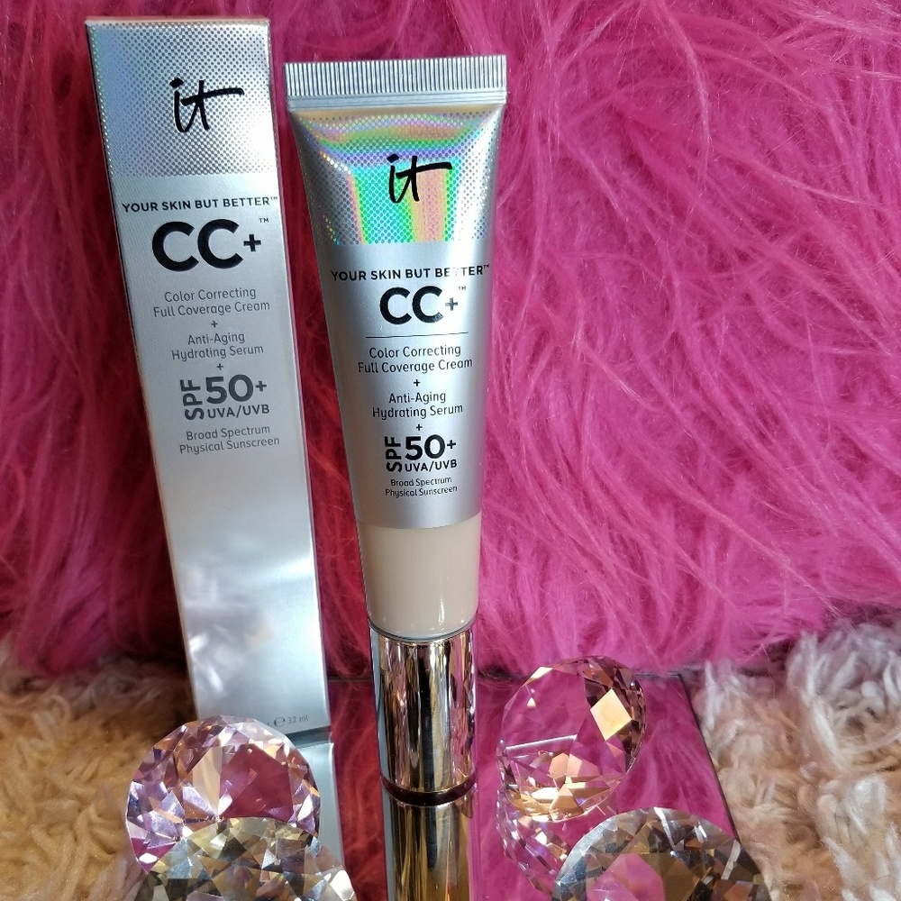 It Cosmetics Your Skin But Better™ CC+™ Cream - Picture 2 of 4